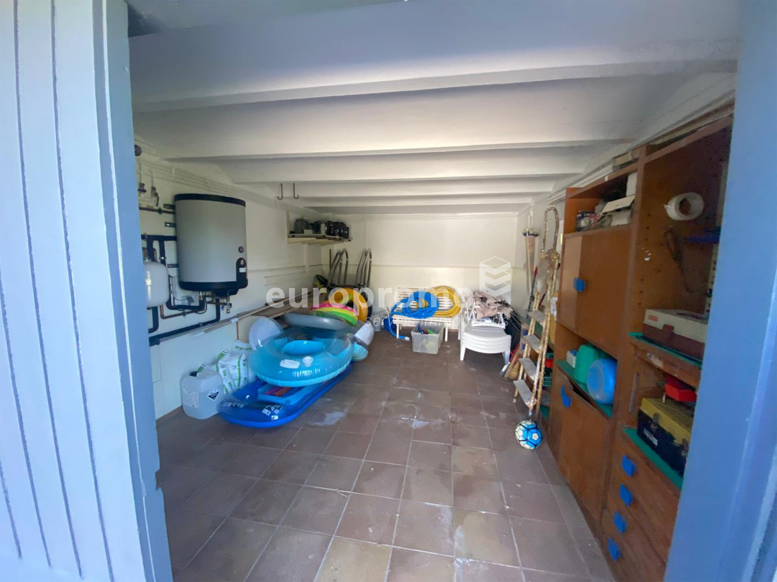Espectacular casa de lujo situada en Canet d'Adri!!